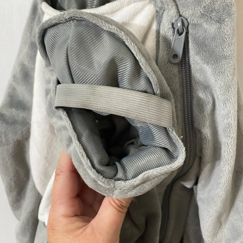 Shark Hooded Costume Boys Girls Toddler Plush Gray Jumpsuit one piece. M-21